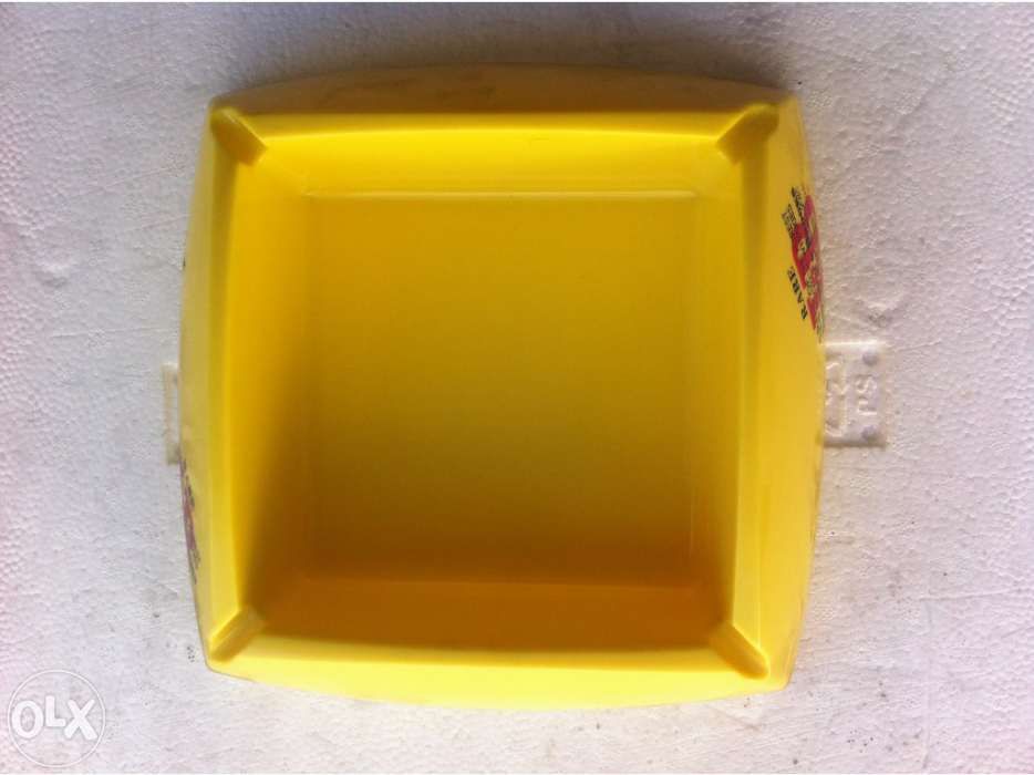 Cinzeiro JB em plastico