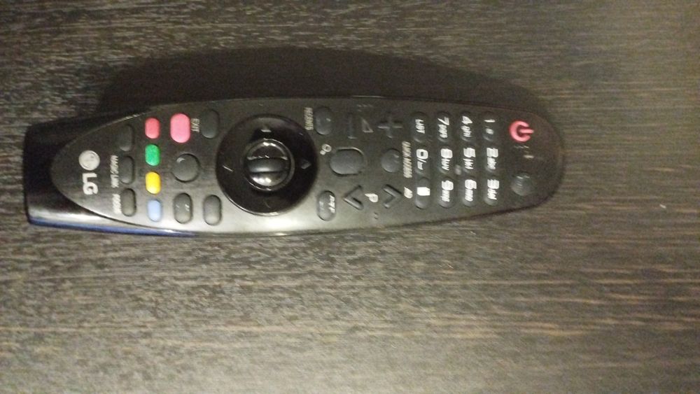 Телевізор LG 43lj
Wi fi, smart, full hd,