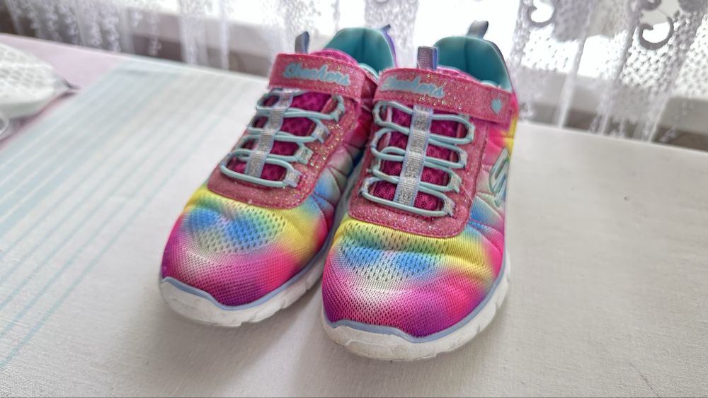 Skechers кросіки оригінальні