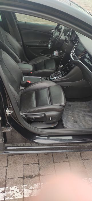 Продам Опель Астра 2017.