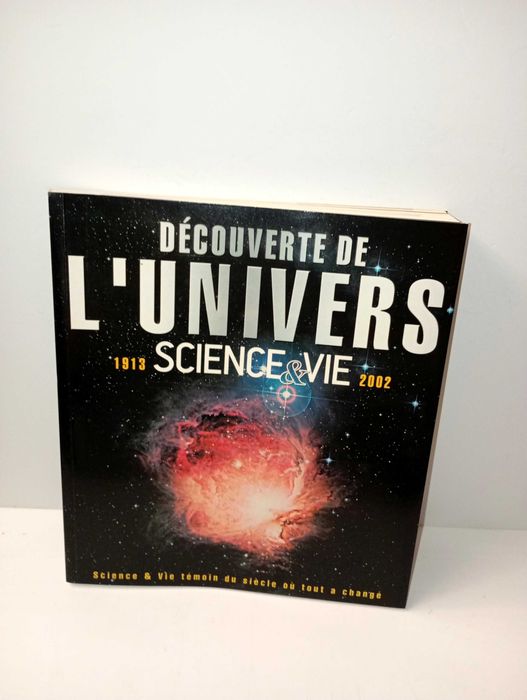 Exploring the Universe - Science & Vie (French-language book)