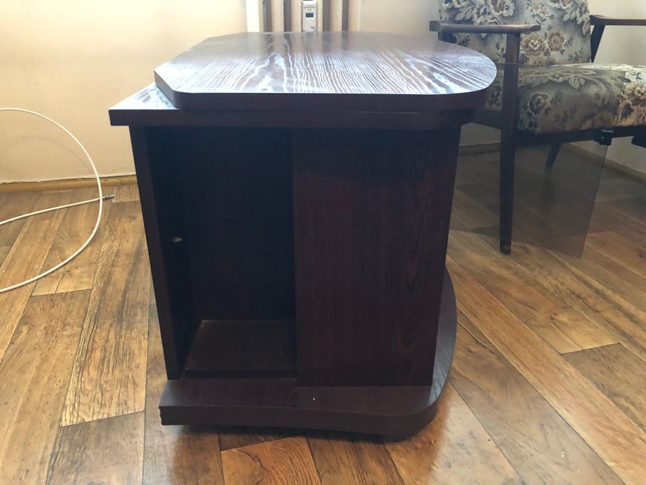 Szafka RTV PRL z przeszklonym miejscem na płyty lata 60 te