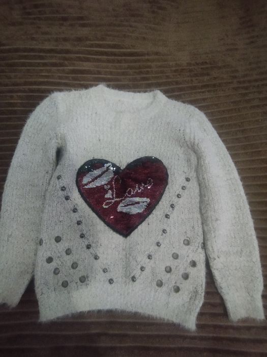 Продам кофту травку