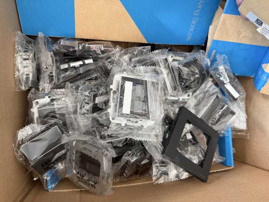 Niessen material eletrico