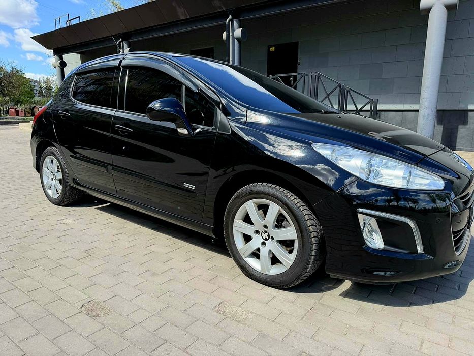 2012 нефарб Peugeot 308 АКП