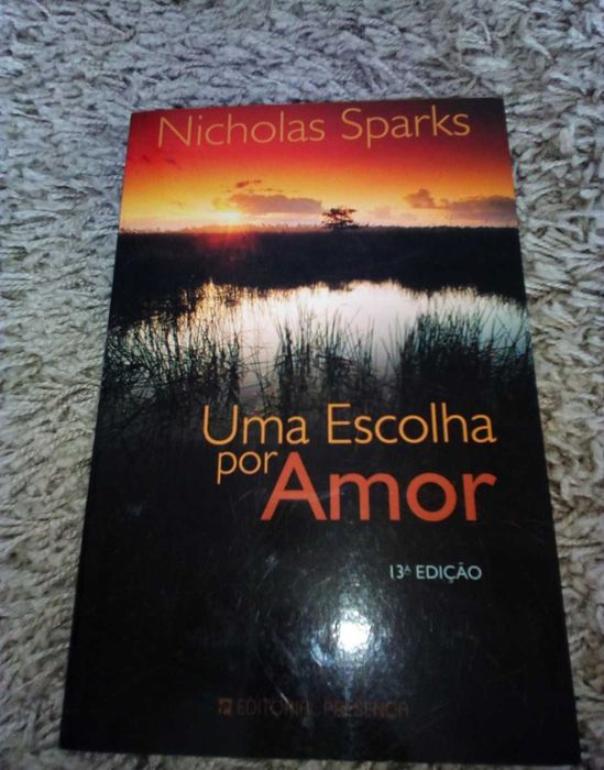 Dois livros do autor Nicholas Sparks