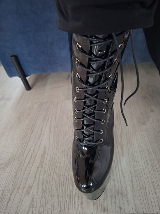 Buty na platformie, wysokie szpilki, latex high heels
