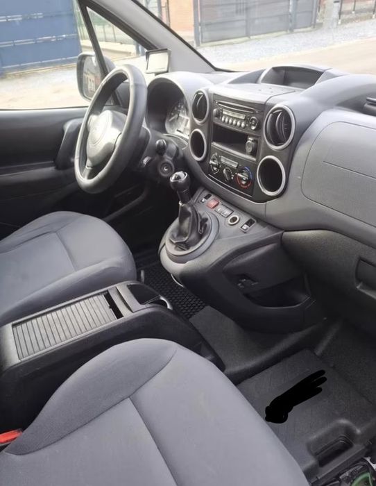 Peugeot partner 1.6 hdi Janeiro 2013