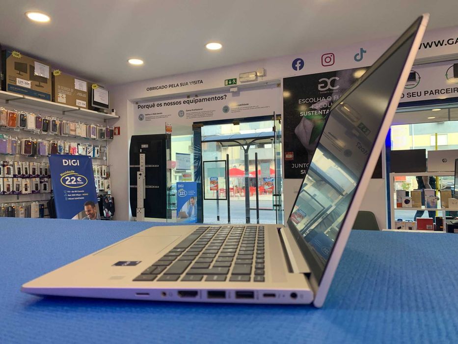 HP EliteBook 640 G9 | i5-1245U | 16GB DDR4 | 512GB NVMe | W11 Pro | Loja Física e Web Site