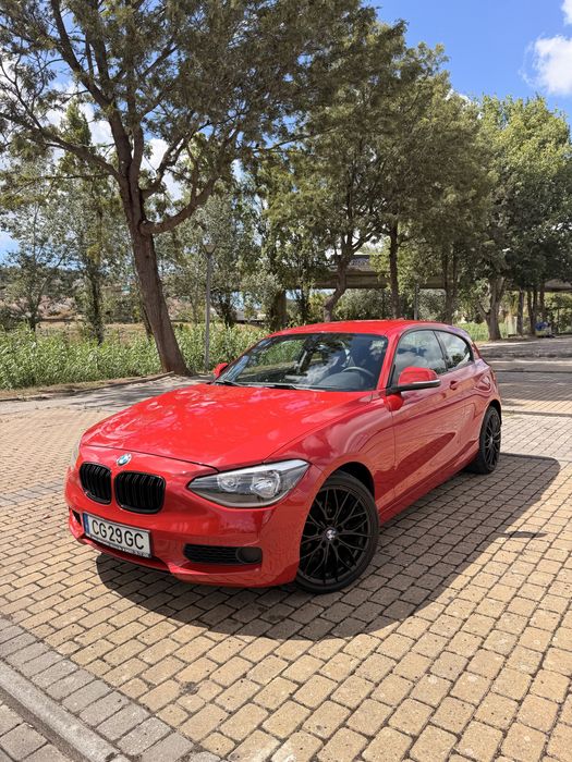 BMW Série 1 (F21) 116i 1.6 gasolina, 136cv, de 2013, com 180.000 km.