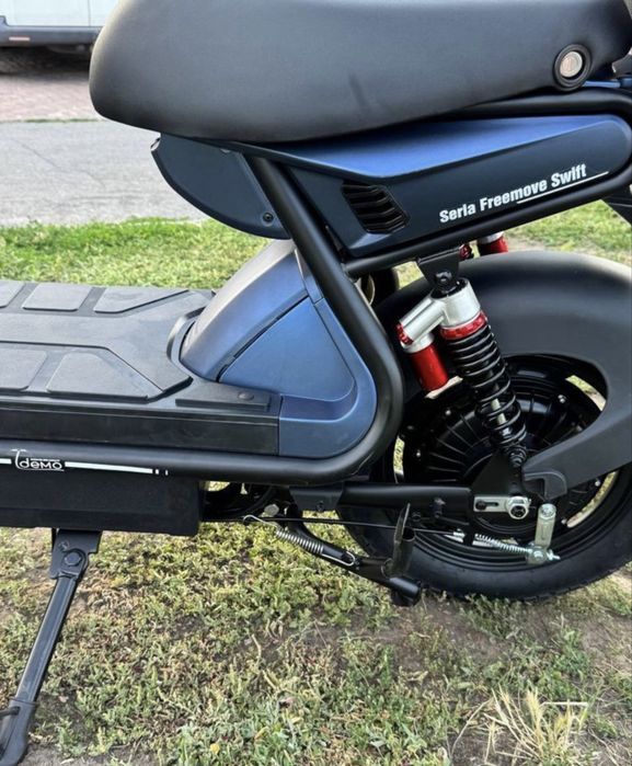 Электроскутер IDemo Freemoove Swift B-80LA