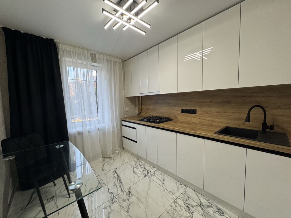 Продам 2-кімнатну квартиру м.Самар, Дніпропетровська область