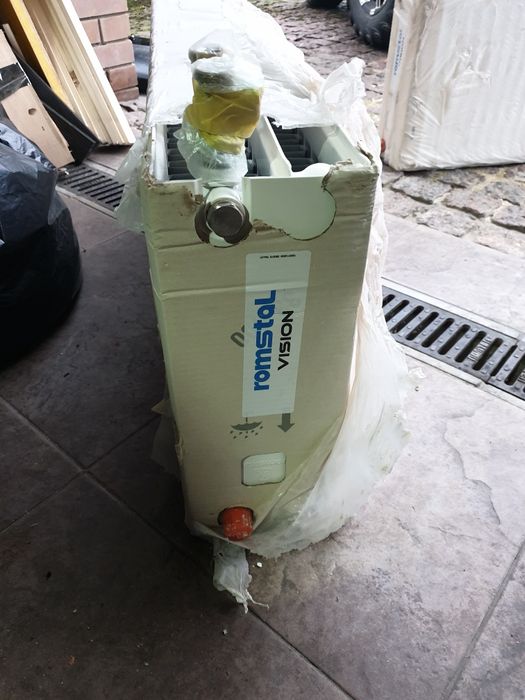 Стальний радіатор Romstal 33 тип 400x1000 мм нижнє підключення