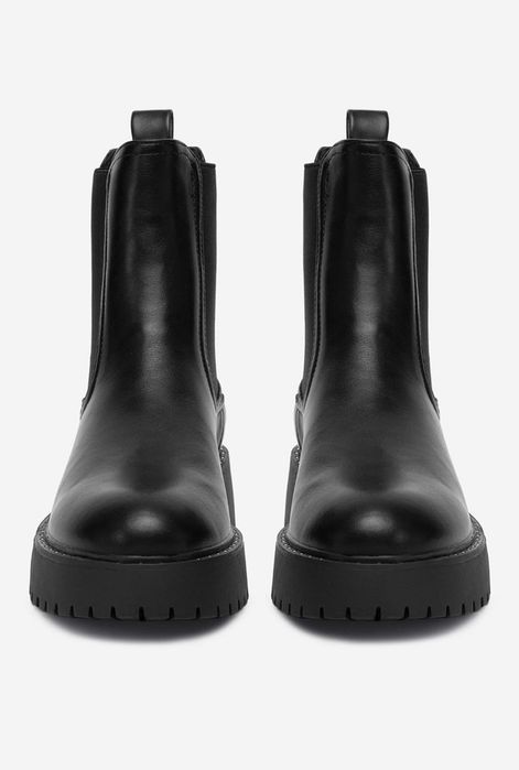 Челсі Чорні DeeZee