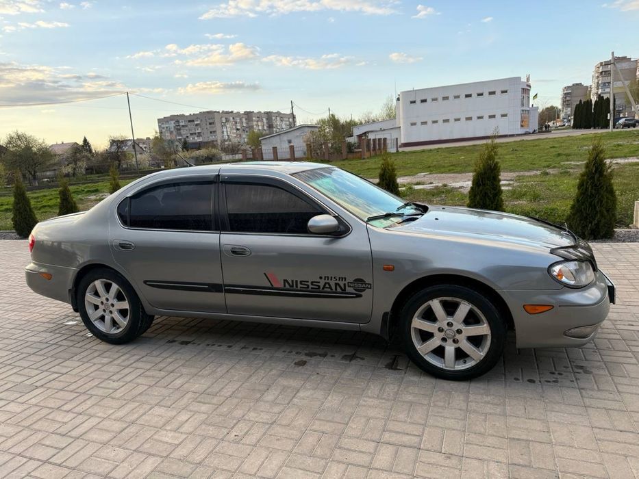 Nissan maxima 2.0