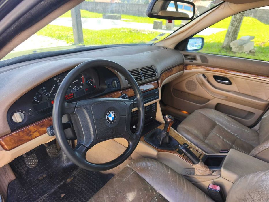 BMW 525 TDS (E39)