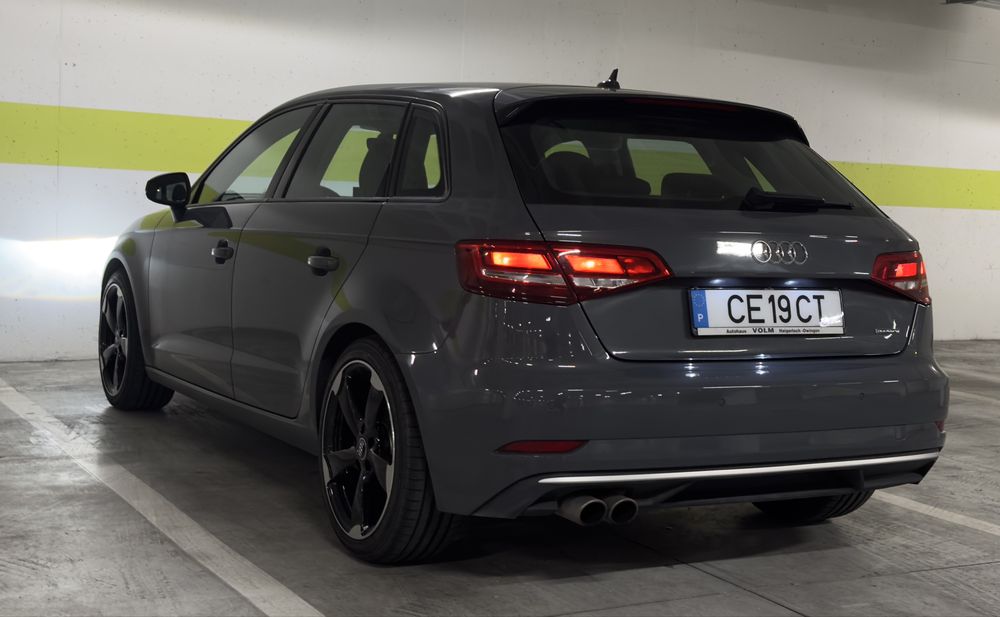 Audi A3  Quattro Sportback (2.0TFSI)