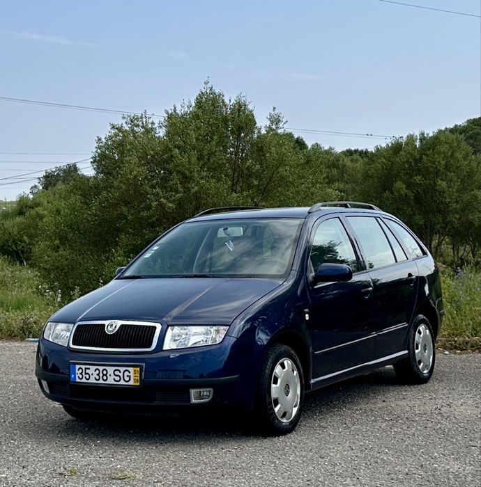 Skoda Fábia 1.4. Comfort 90 Mil quilómetros