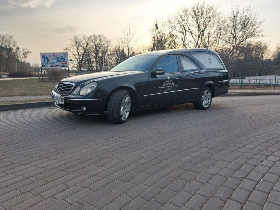 Sprzedam karawan pogrzebowy