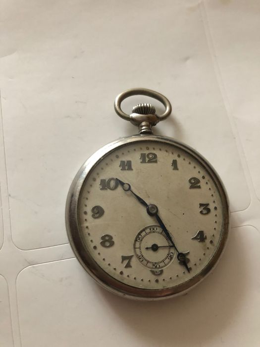 Zabytkowy szwajcarski zegarek kieszonkowy