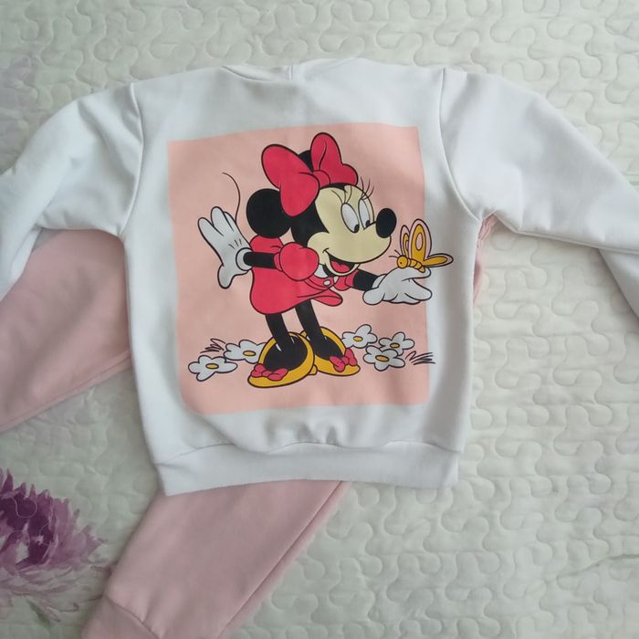 Костюм на дівчинку 86-92