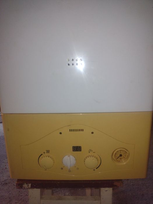 Газовий котел Zoom bf робочий