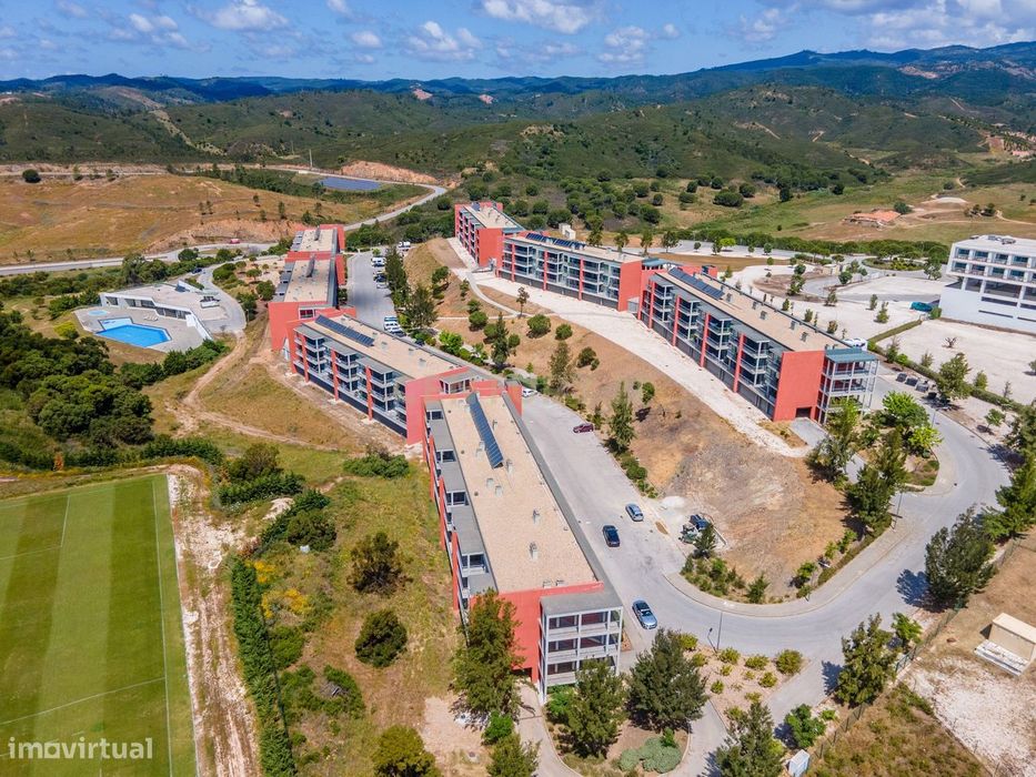 Apartamento T2 Com Pisicina no Algarve Race Apartments – Excelente opo