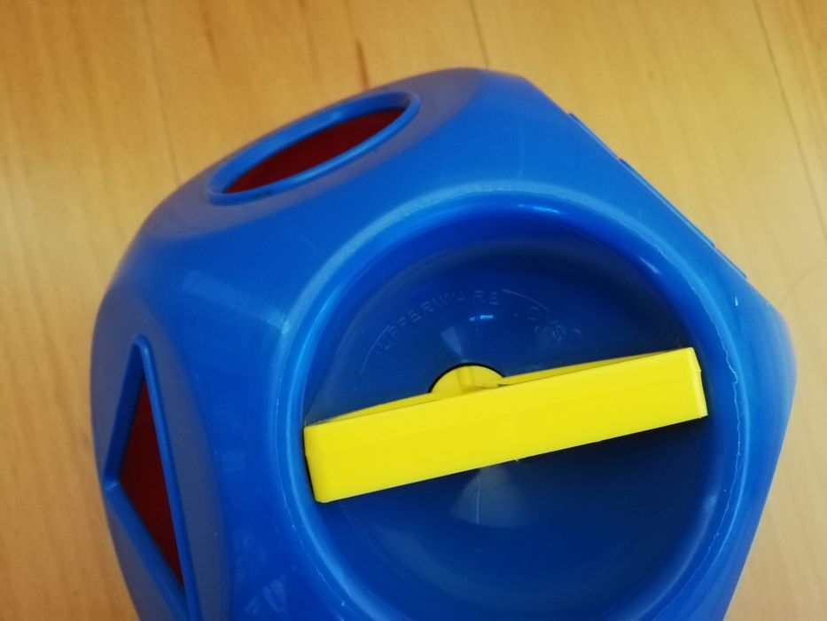 Bola educativa Tupperware