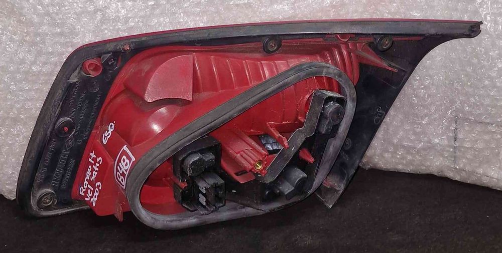 Farolim da Mala Esquerdo 8200014362 - RENAULT VEL SATIS
