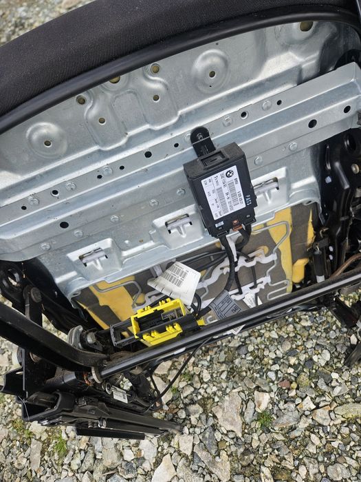 Fotele kanapa Bmw 1 E81 E82 podgrzewane KOMPLET boczki tapicerka salon