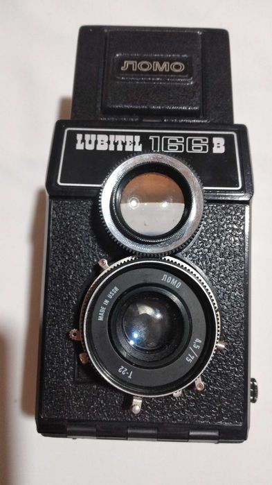 Фотоапарат "Любитель 166В"