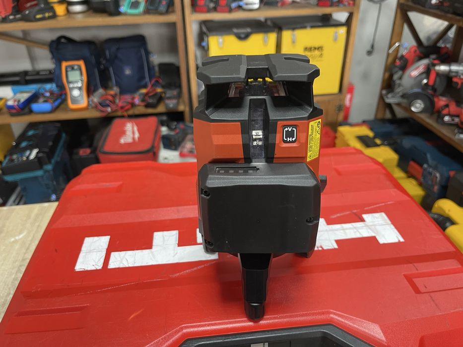 Hilti PM 40-MG / мультилінійний лазерний рівень Хілті