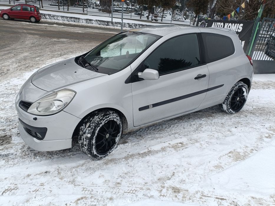 Renault Clio 3 ładne z klimatyzacją ISOFIX alufelgi 2005