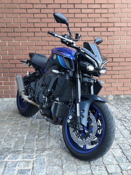 Yamaha MT-10 BLUE