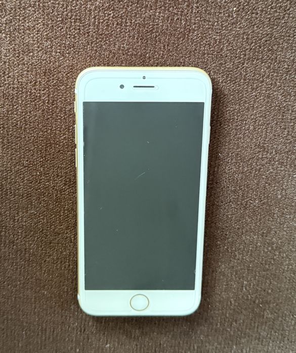 Złoty iPhone 6s 32GB