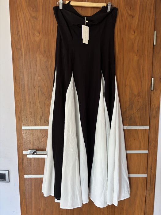 Sukienka Commense r.S biało czarna