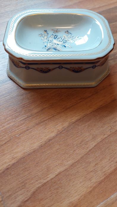 Conjunto azul e branco Vista Alegre