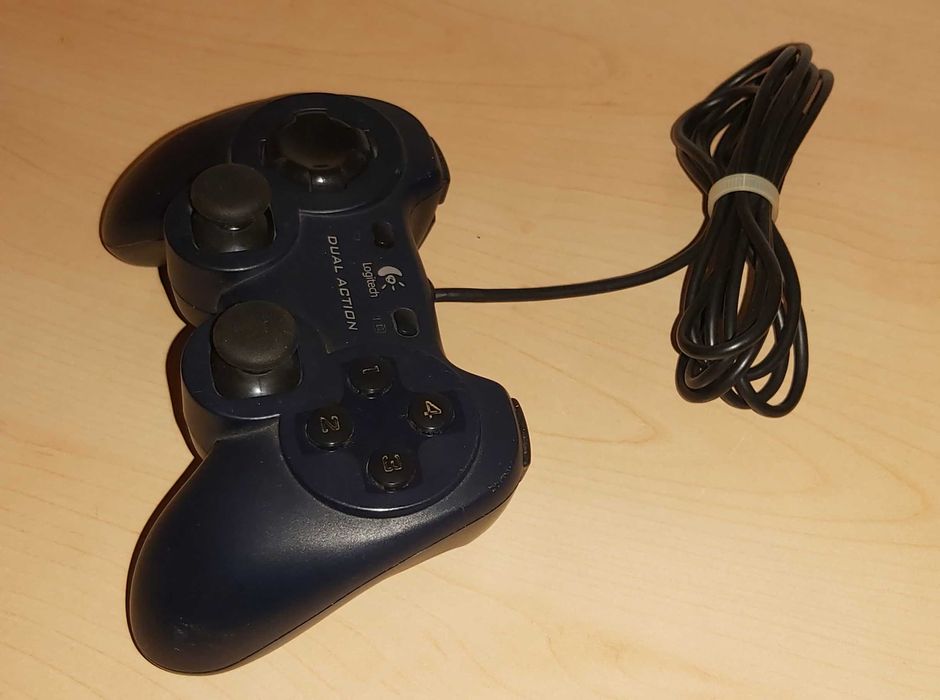 Comando logitech dual action
