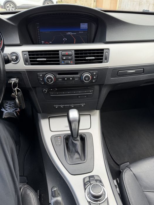 Bmw 330 Xdrive Automática DOIS Donos