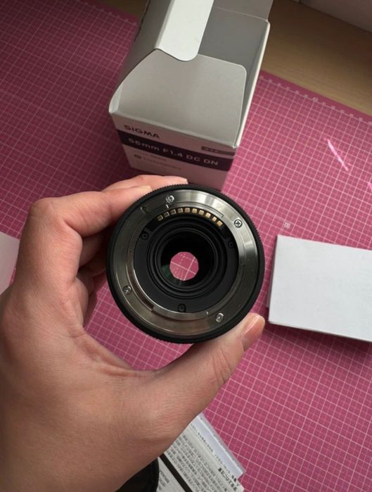 Obiektyw Sigma 56mm F1.4 DC DN Contemporary - Fujifilm X