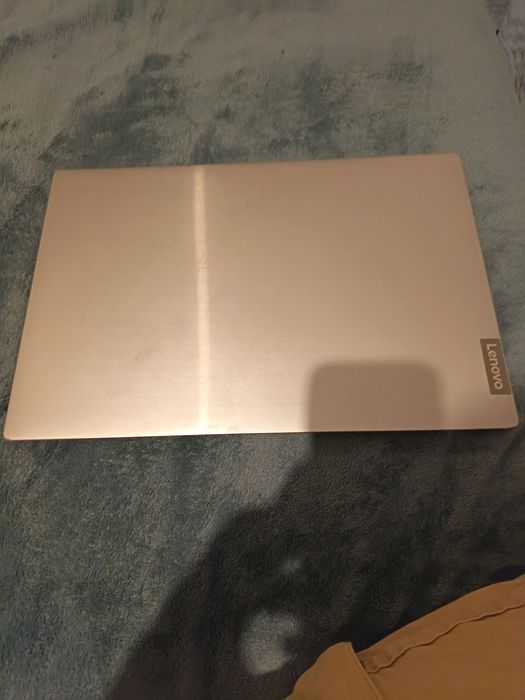 Portatil Lenovo IdeaPad S145