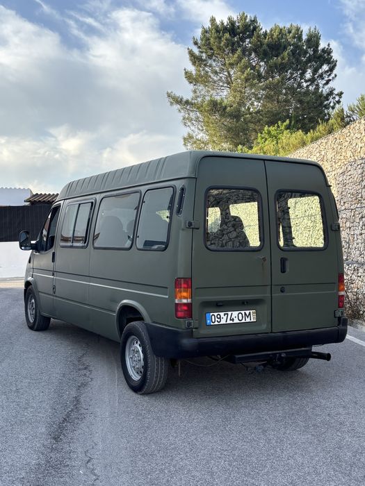 Ford Transit 2.5 turbo 9 lugares