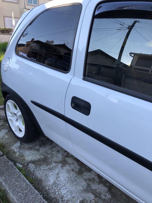 Opel corsa B 1.7