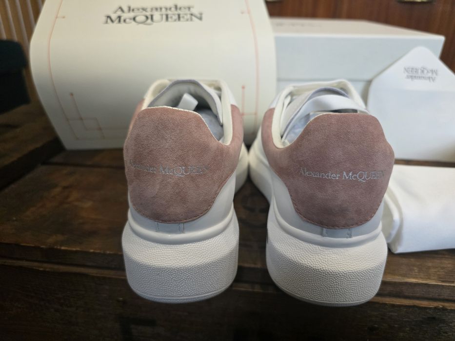Alexander McQueen sneakersy