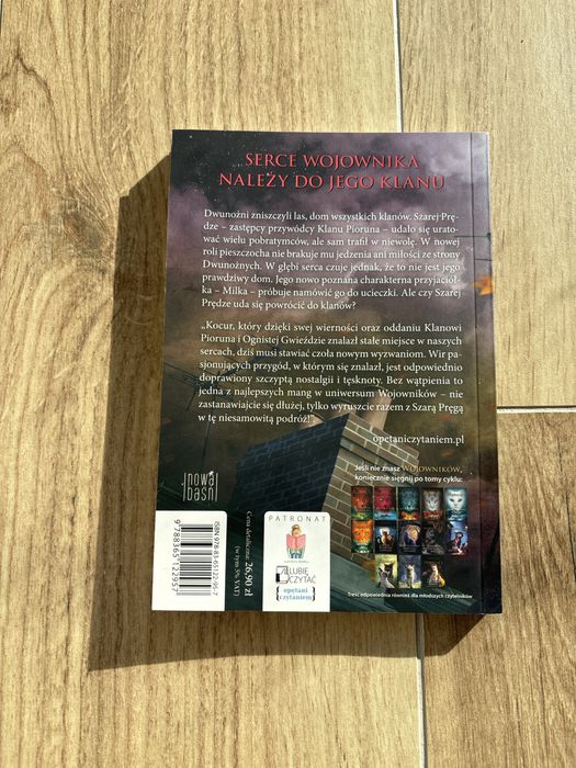 Ksiazka dla dzieci Wojownicy Szara pręga Zagubiony wojownik