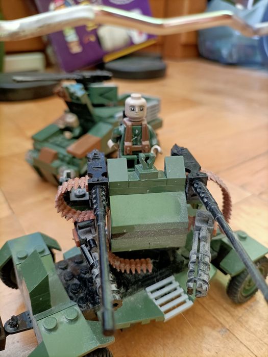 Zestawy wojskowe Cobi