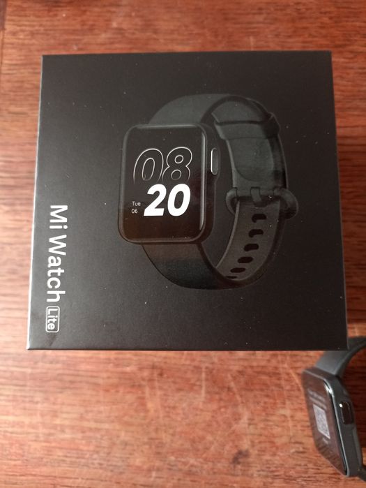 Продам смарт часи