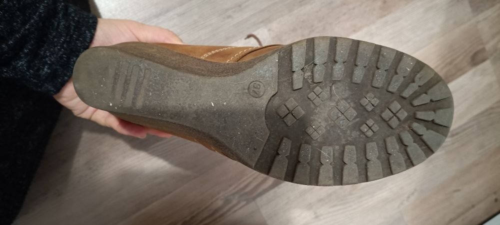 jesienno zimowe kozaki na koturnie 36
