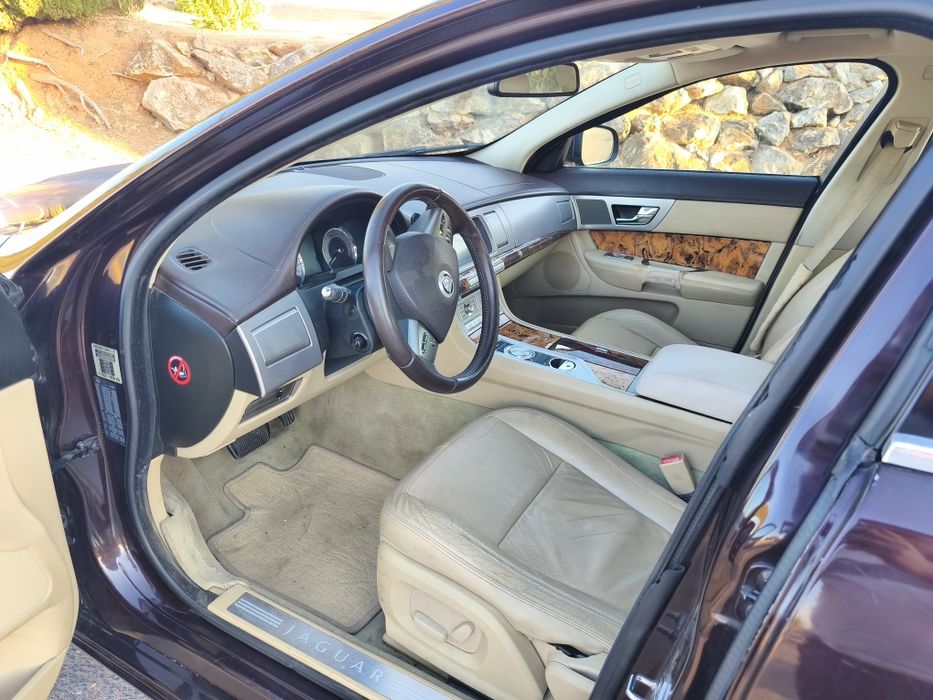 Jaguar XF 3.0D Luxury – 2011