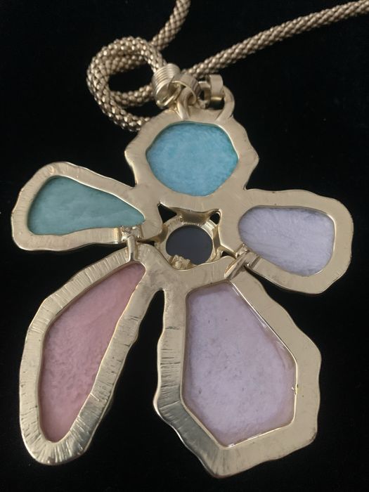 Lindo pendente multicolor
